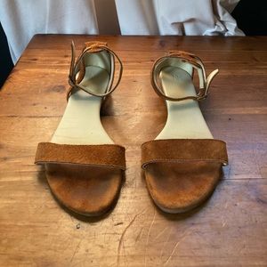 Nisolo Serena Sandal in nutmeg